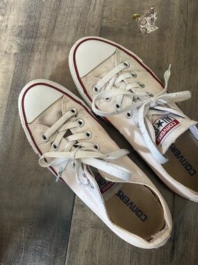 Converse Kids Low Top Sneakers in White with Red Trim